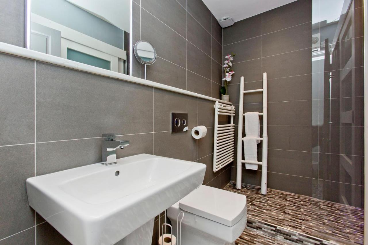 Ultra Modern, West End Village, Refurbished 1 Bed Edimburgo Esterno foto